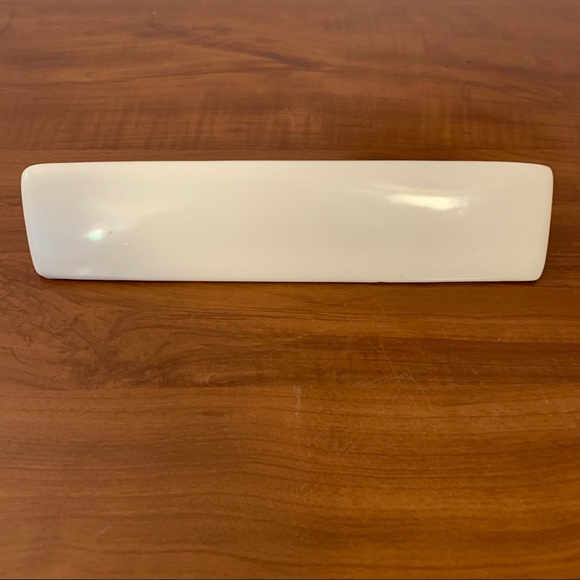 NEW Rae Dunn Ceramic DOG MOM Plaque - Picture 2 of 5